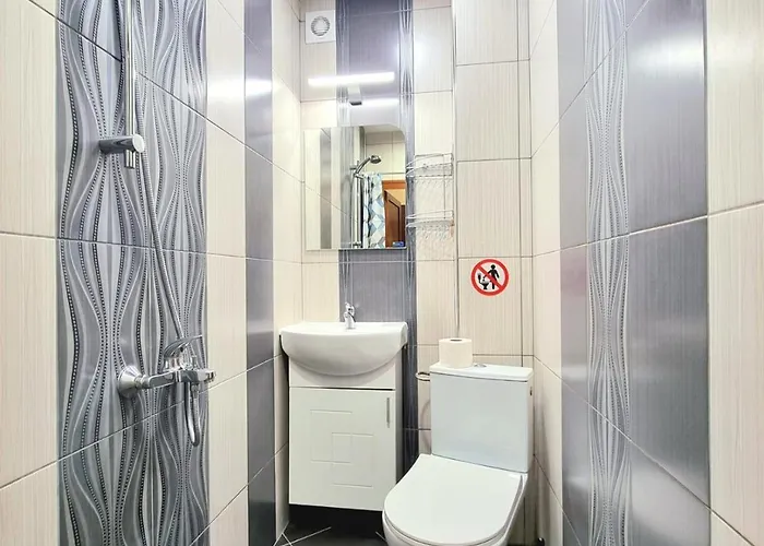 Nicky's - With Private Parking In Center 布尔加斯