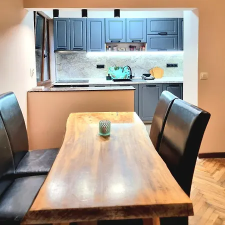 아파트 Nicky's - With Private Parking In Center *