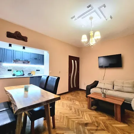 Nicky's - With Private Parking In Center * 부르가스