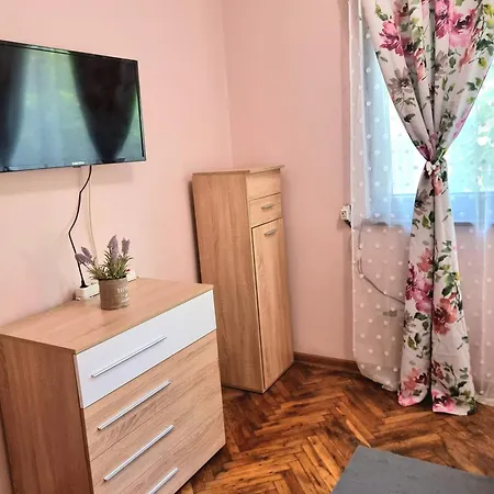 Nicky's - With Private Parking In Center * Burgas
